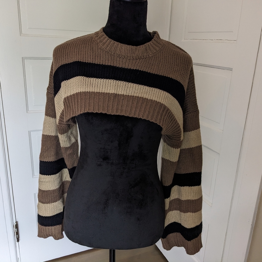 Crop sweater throw over